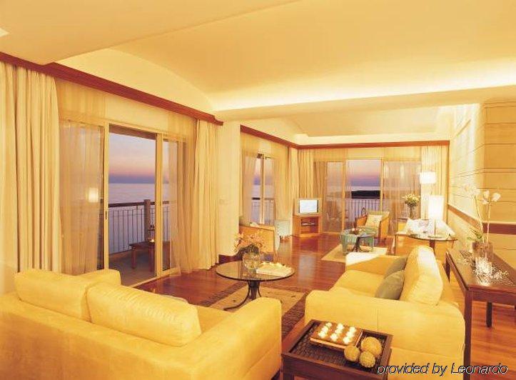 Thalassa Boutique Hotel & Spa (Adults Only) Coral Bay Interior photo